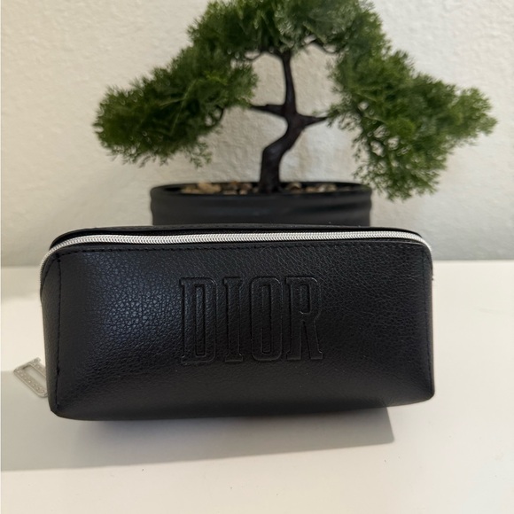 Dior Black Toiletry Bag for Men - Picture 1 of 3
